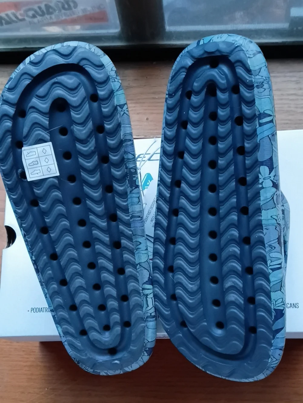Skechers Women's Blue Floral Foamies Slide Sandals, Size 8, New In Box With Tags
